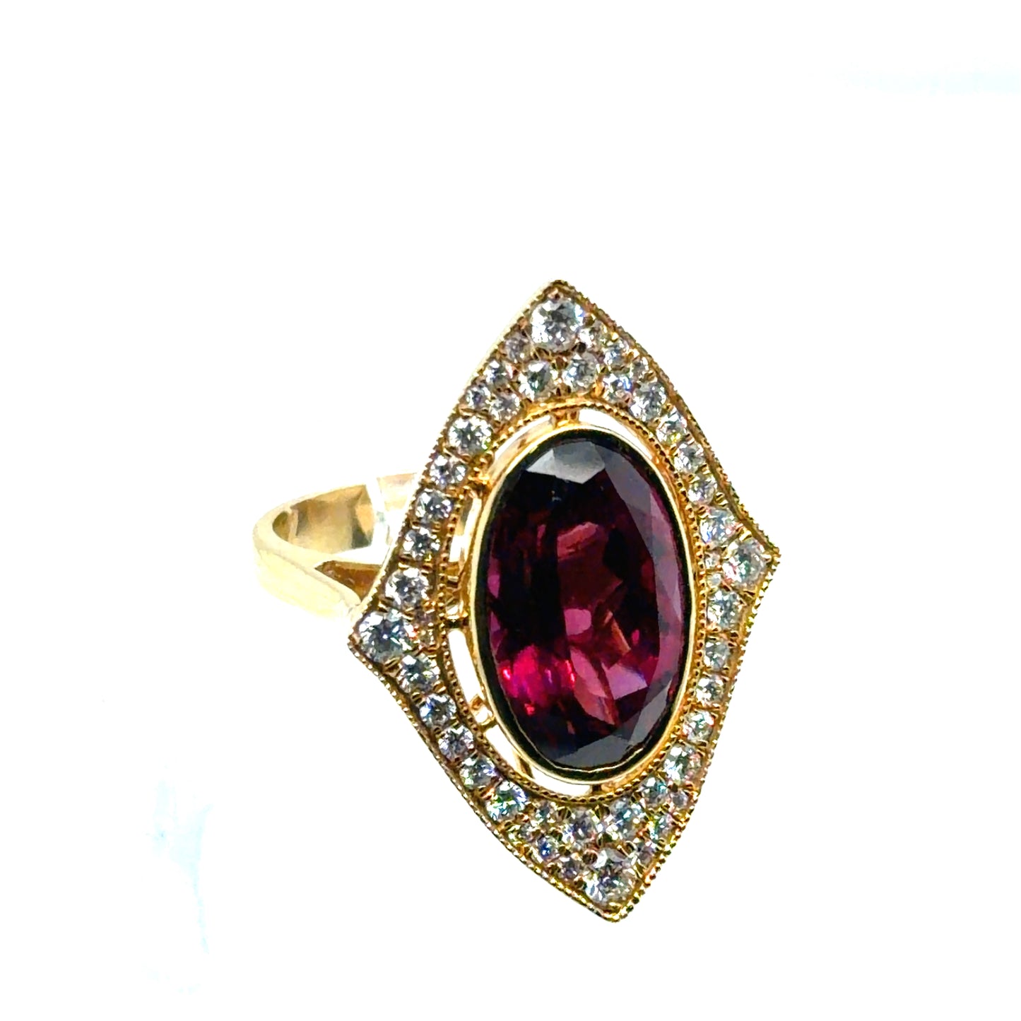18Kt Yellow Gold Garnet and Diamond Fashion Ring