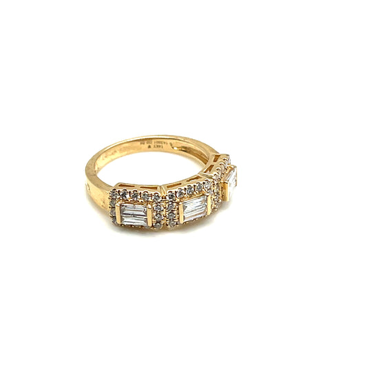 14Kt Yellow Gold Diamond Fashion Band