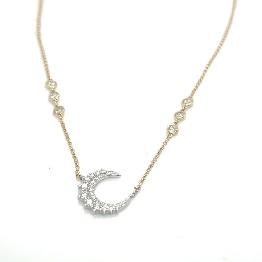 14Kt Yellow Gold Diamond Crescent Fashion Necklace