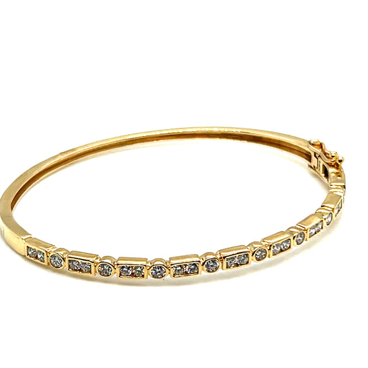 14Kt Yellow Gold Diamond Fashion Bangle Bracelet