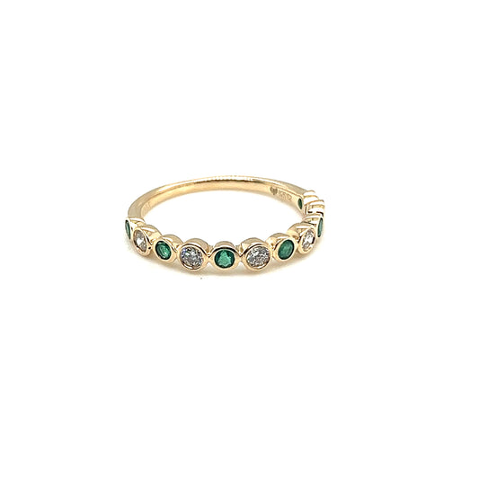 14Kt Yellow Gold Diamond and Emerald Band