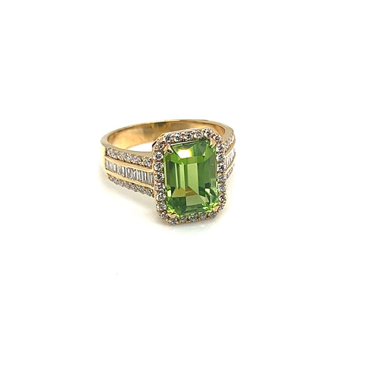 Peridot and Diamond Fashion Ring