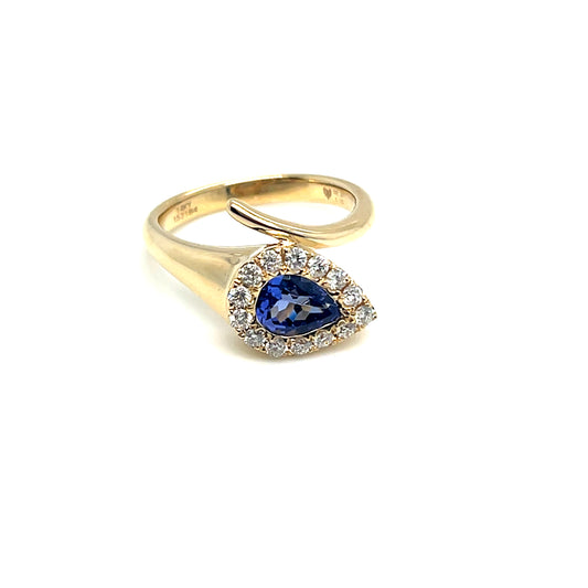 Tanzanite and Diamond Fashion Ring