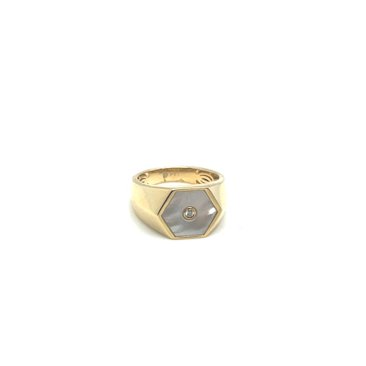 14Kt Yellow Gold Mother of Pearl and Diamond Ring